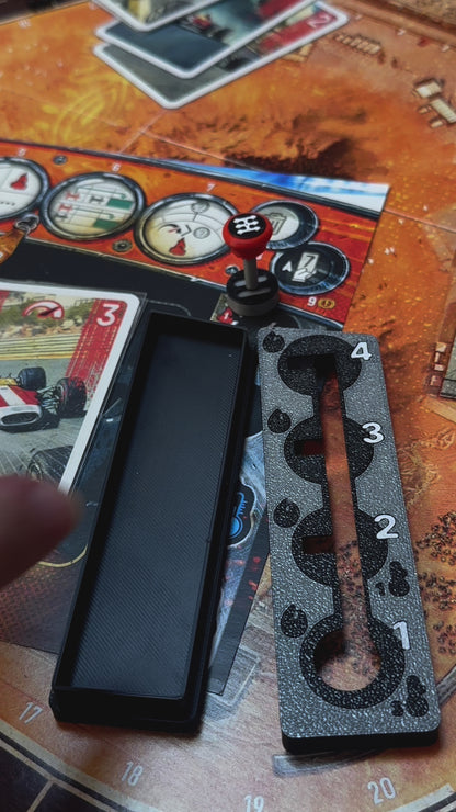 Heat: pedal to the metal, Palancas y cajas de cambio + línea de meta